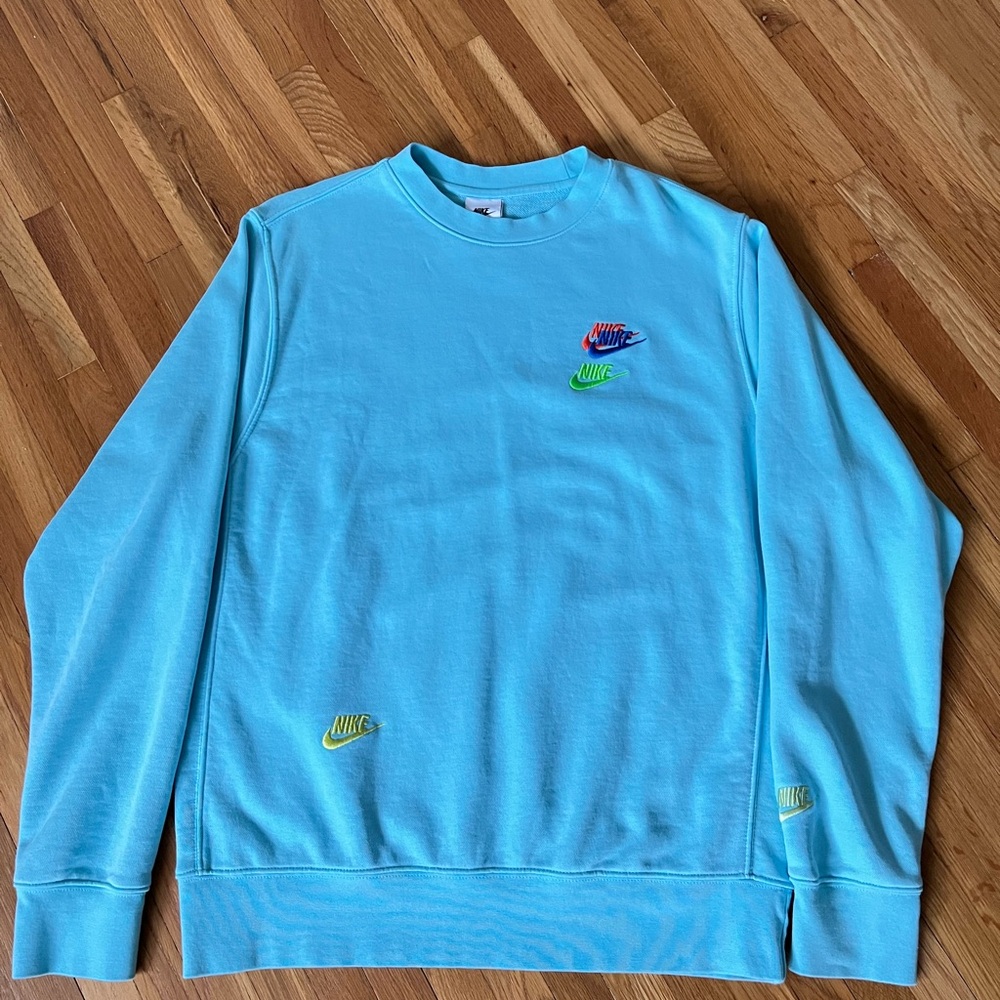 Nike Sportswear Essentials French Terry Crew Blue Futura sz M Swetshirt DR9153